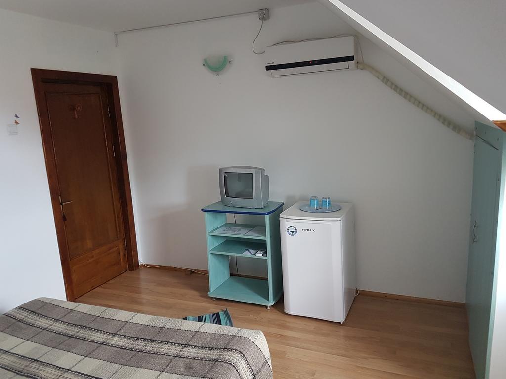 Pensiunea Casa Johnelly Costinesti Buitenkant foto