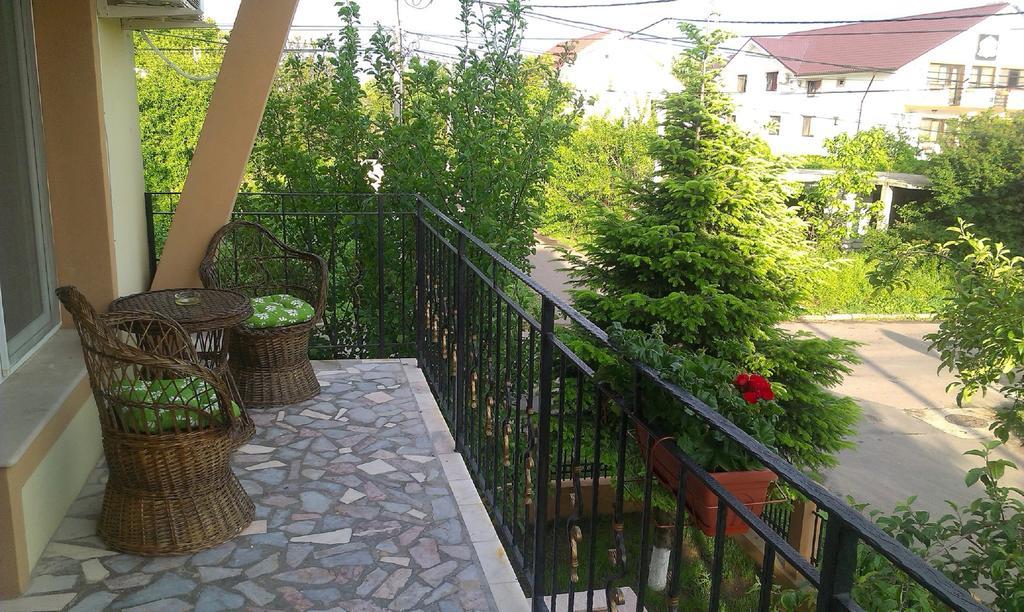 Pensiunea Casa Johnelly Costinesti Buitenkant foto