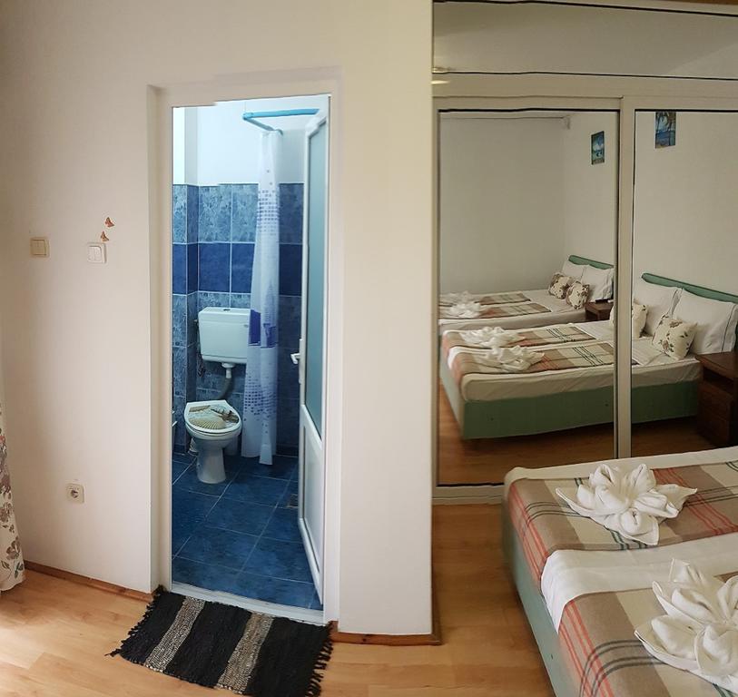 Pensiunea Casa Johnelly Costinesti Buitenkant foto