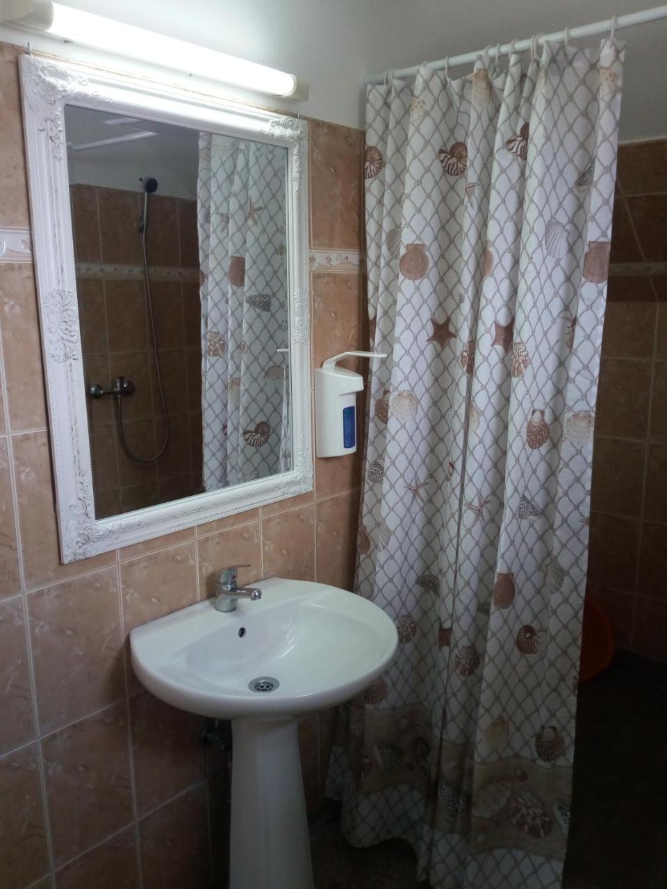 Pensiunea Casa Johnelly Costinesti Buitenkant foto